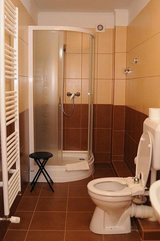 Hotel Halaszkert Badacsony Бадачоньтомай Экстерьер фото